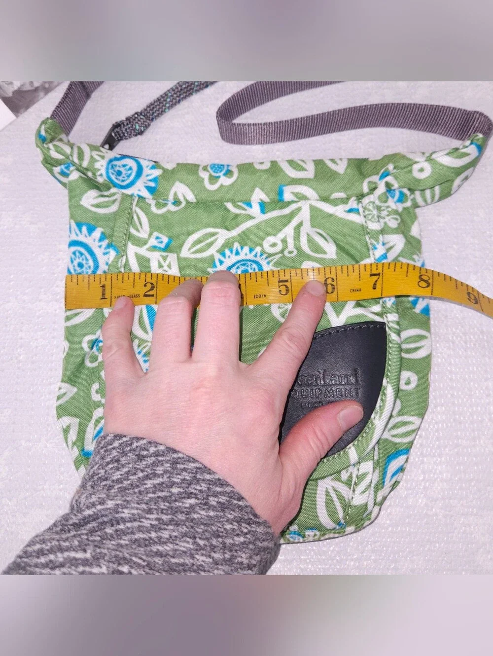 Overland Equipment Placer Crossbody Bag - Picture 7 of 8